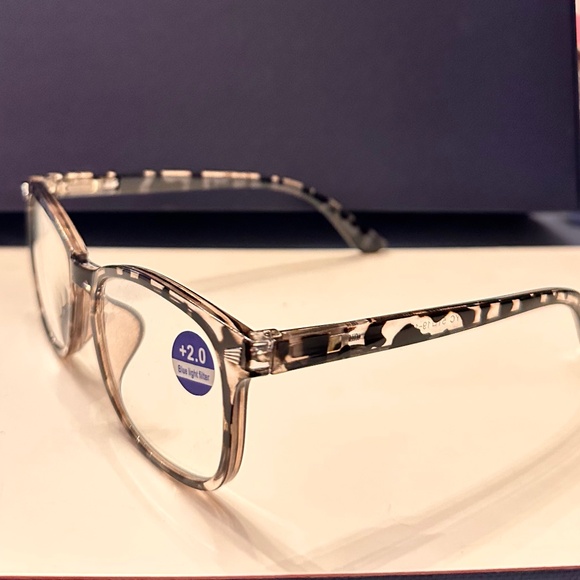 New (2) Blue Light Readers + (1) Full Reader Sunglasses +2.0 - Picture 4 of 16